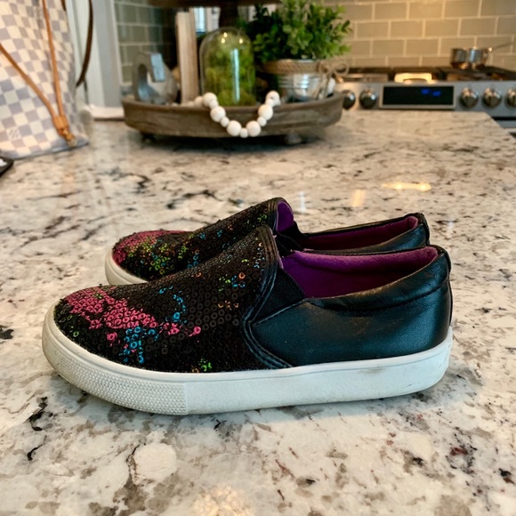 Kenneth Cole toddler slip ons - Picture 3 of 6